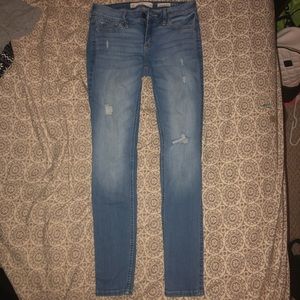 Women’s / Junior’s Jeans